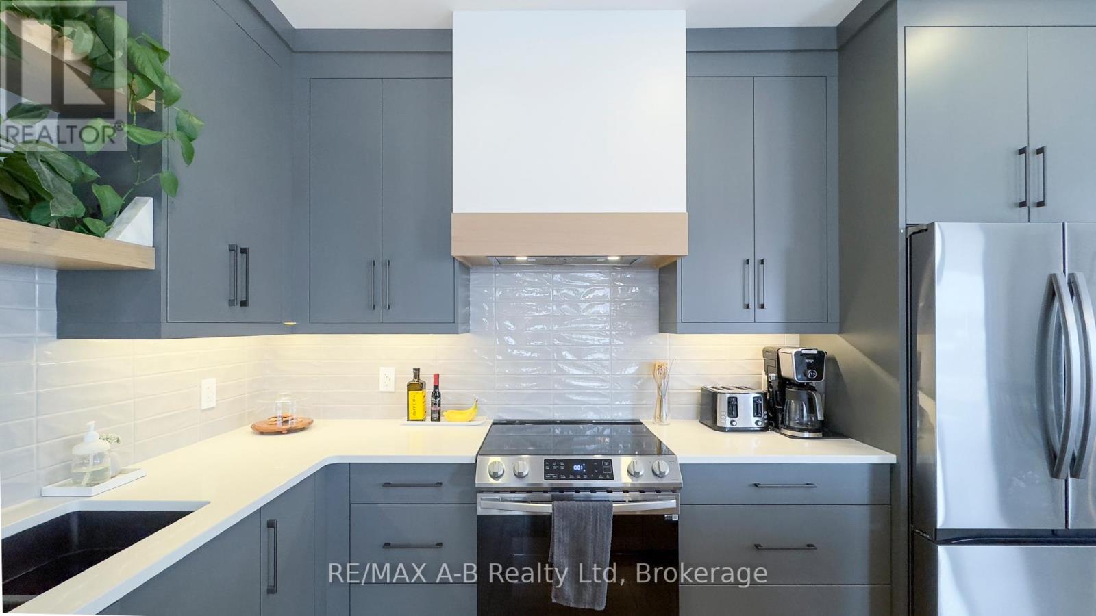 99 Clayton Street, West Perth, Ontario  N0M 1N0 - Photo 7 - X12201597