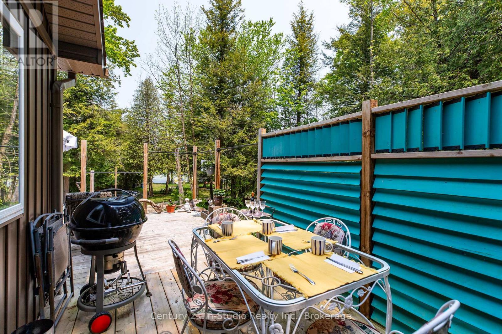 442811 Sideroad 12 Wgr Road, West Grey, Ontario  N0G 1R0 - Photo 10 - X12201615
