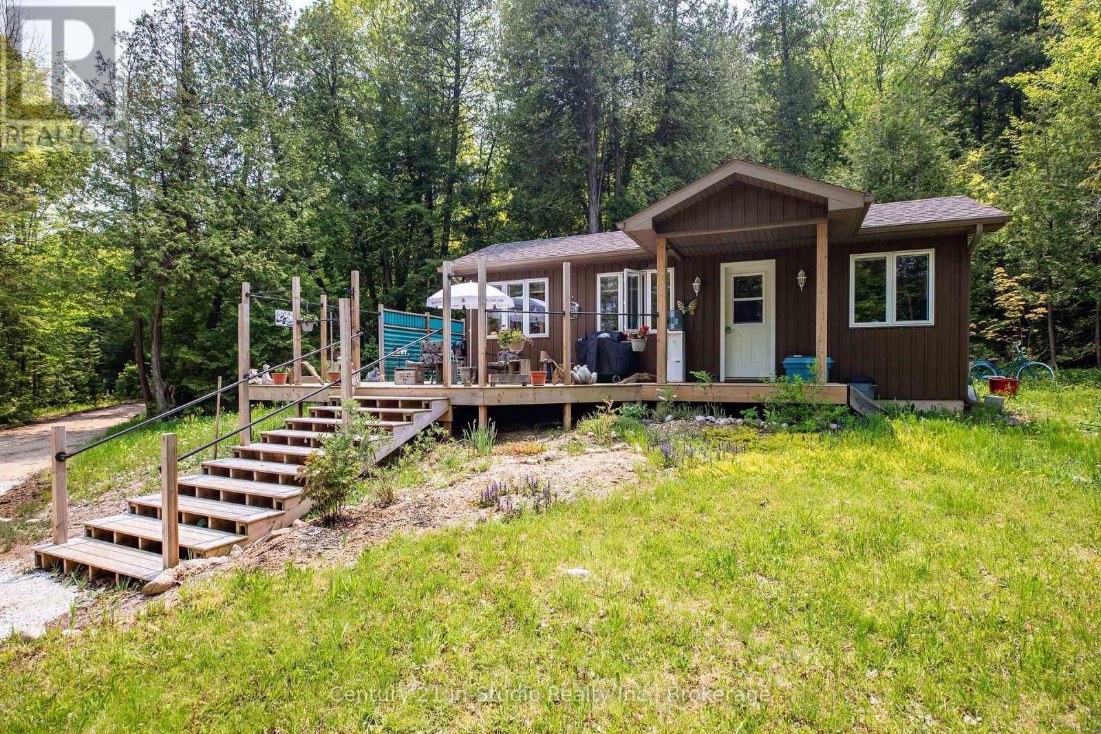 442811 Sideroad 12 Wgr Road, West Grey, Ontario  N0G 1R0 - Photo 5 - X12201615