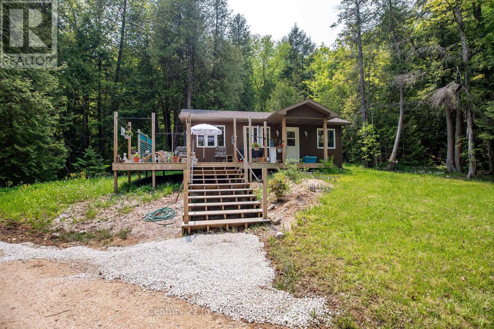 442811 Sideroad 12 Wgr Road, West Grey, Ontario  N0G 1R0 - Photo 6 - X12201615