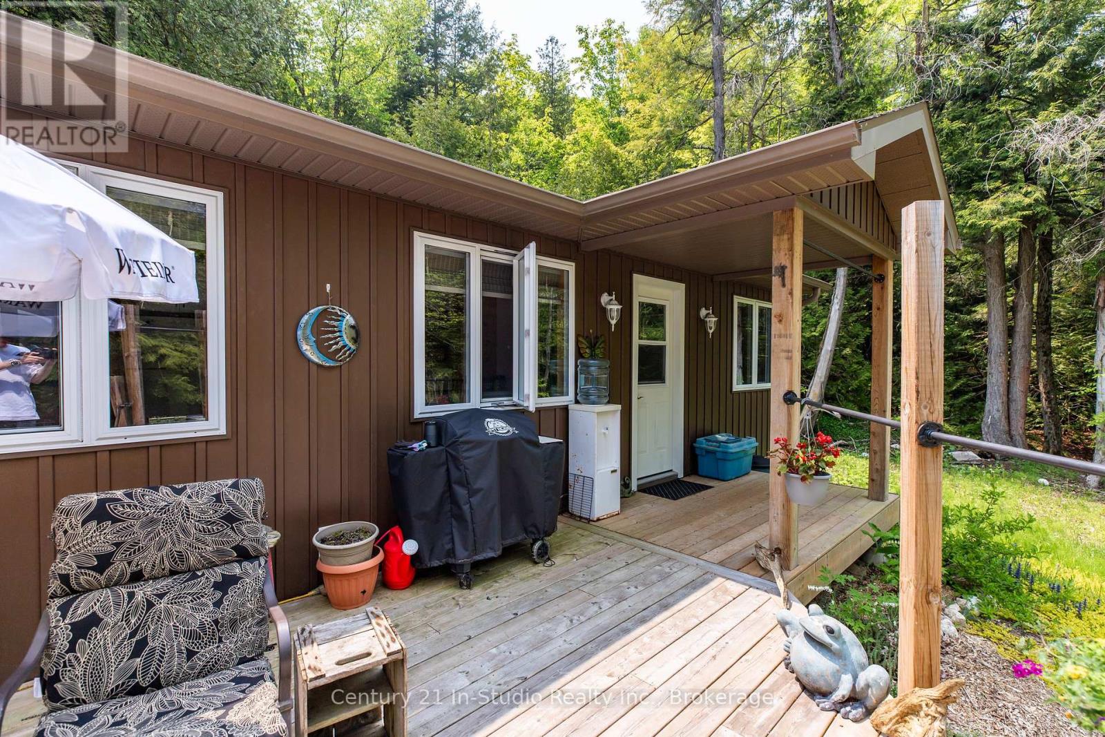 442811 Sideroad 12 Wgr Road, West Grey, Ontario  N0G 1R0 - Photo 8 - X12201615