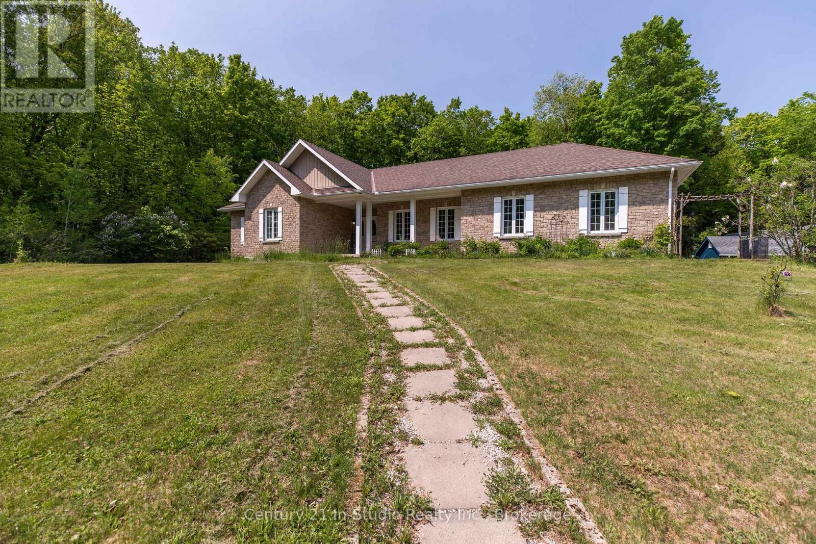 215319 Concession 4 Road, Chatsworth, Ontario  N0H 2V0 - Photo 45 - X12201628