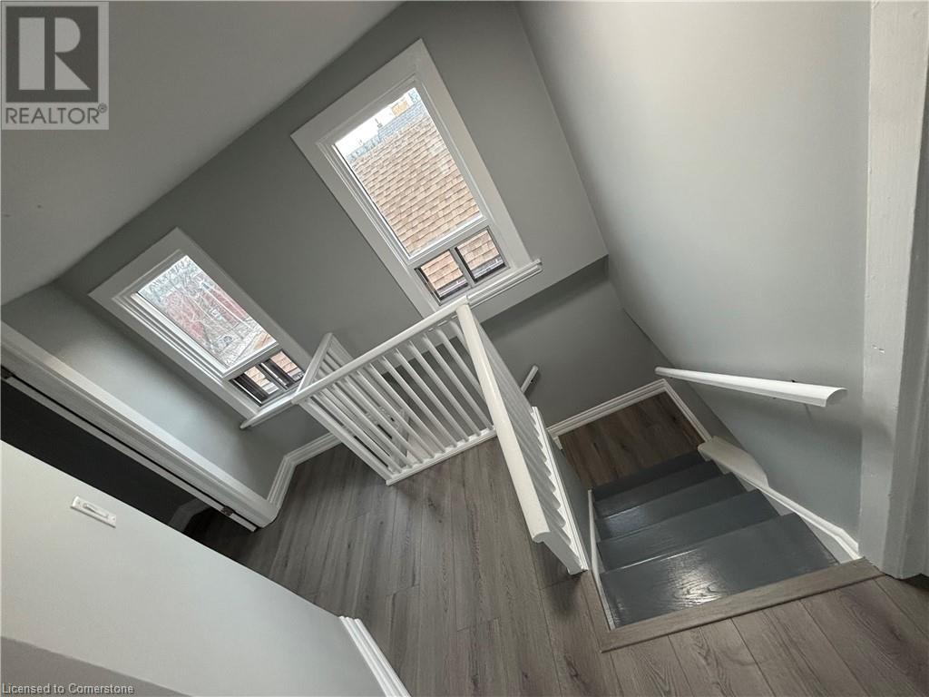 46 Delena Avenue S, Hamilton, Ontario  L8H 1B6 - Photo 8 - 40737360