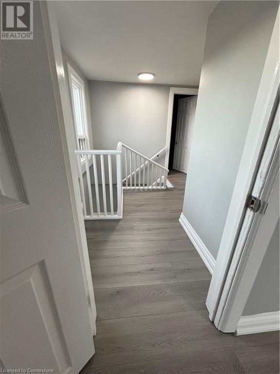 46 Delena Avenue S, Hamilton, Ontario  L8H 1B6 - Photo 9 - 40737360