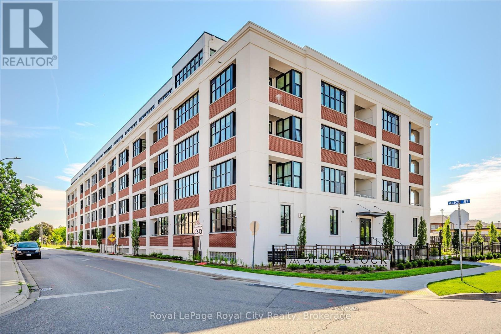 522 - 120 HURON STREET, Guelph, Ontario