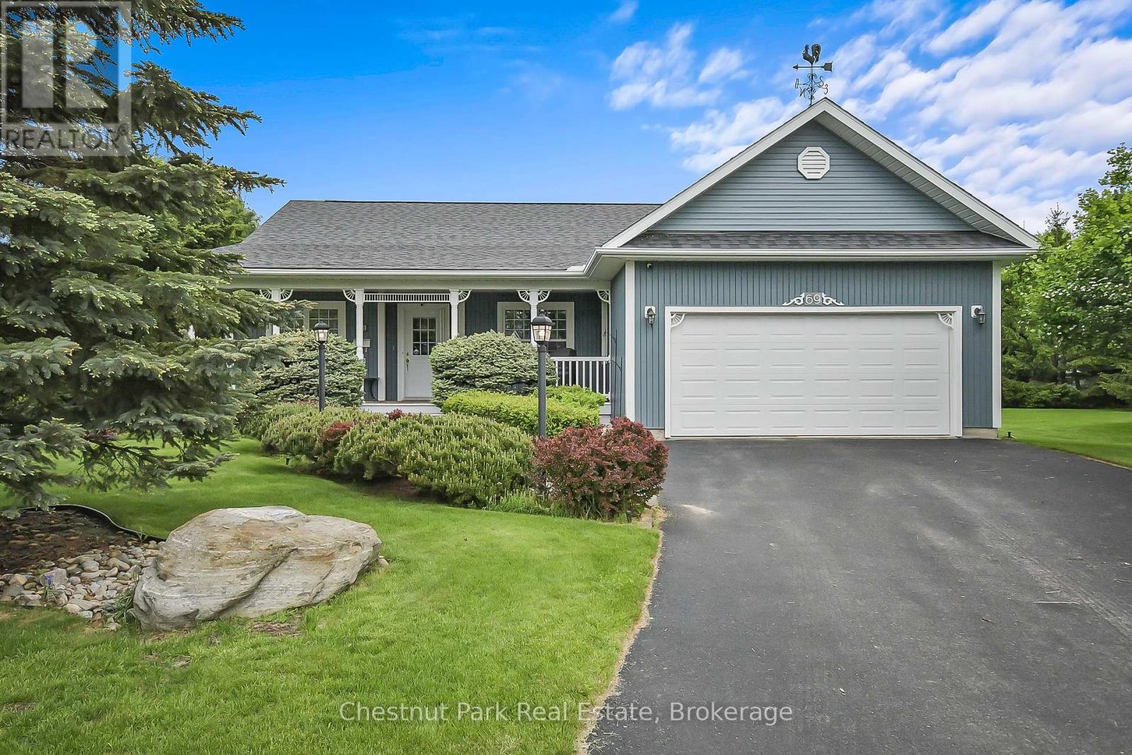 69 EWING STREET, Bracebridge, Ontario