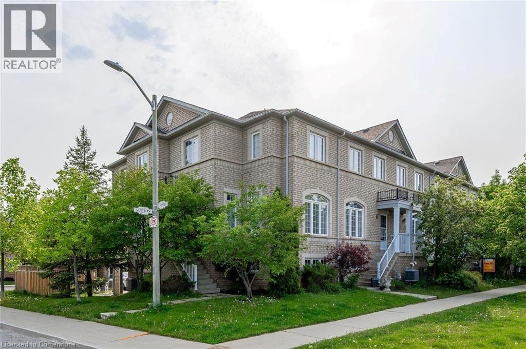2367 SUTTON Drive, Burlington, Ontario
