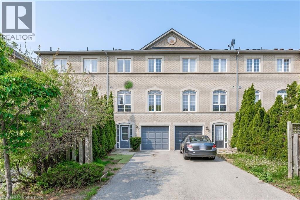 2367 Sutton Drive, Burlington, Ontario  L7L 6Y6 - Photo 3 - 40737123