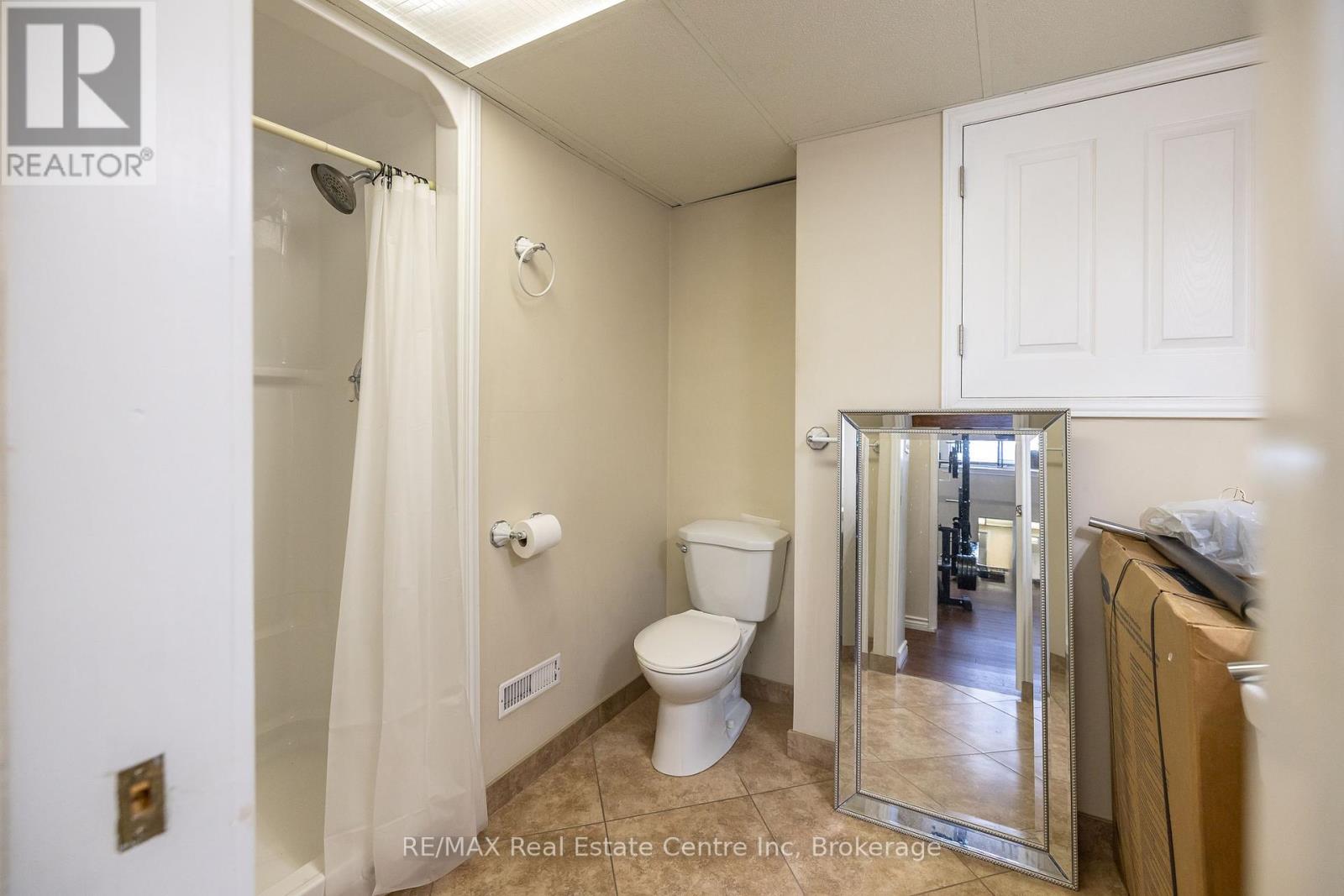 461 Strasburg Road, Kitchener, Ontario  N2E 1P1 - Photo 27 - X12202135