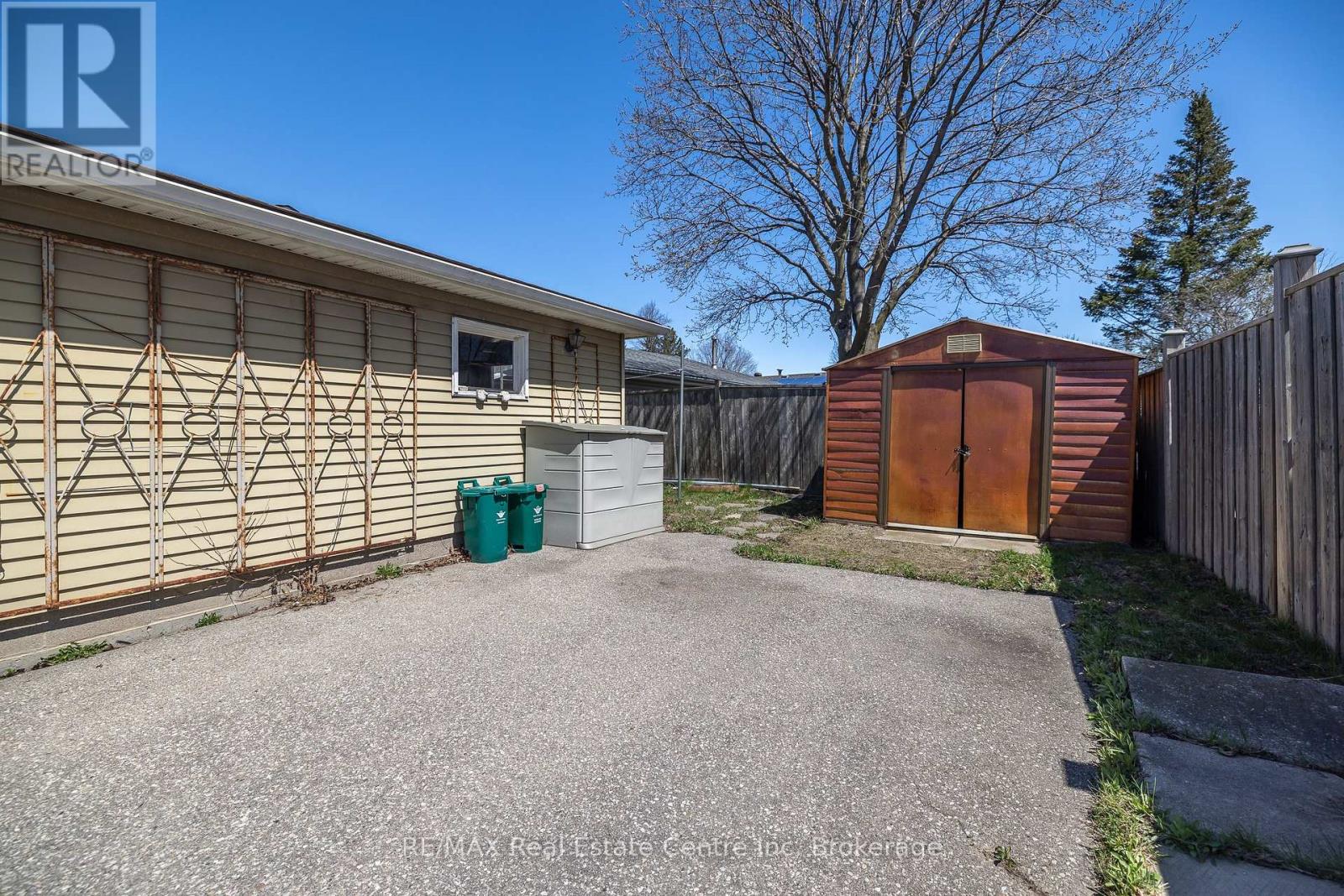 461 Strasburg Road, Kitchener, Ontario  N2E 1P1 - Photo 4 - X12202135