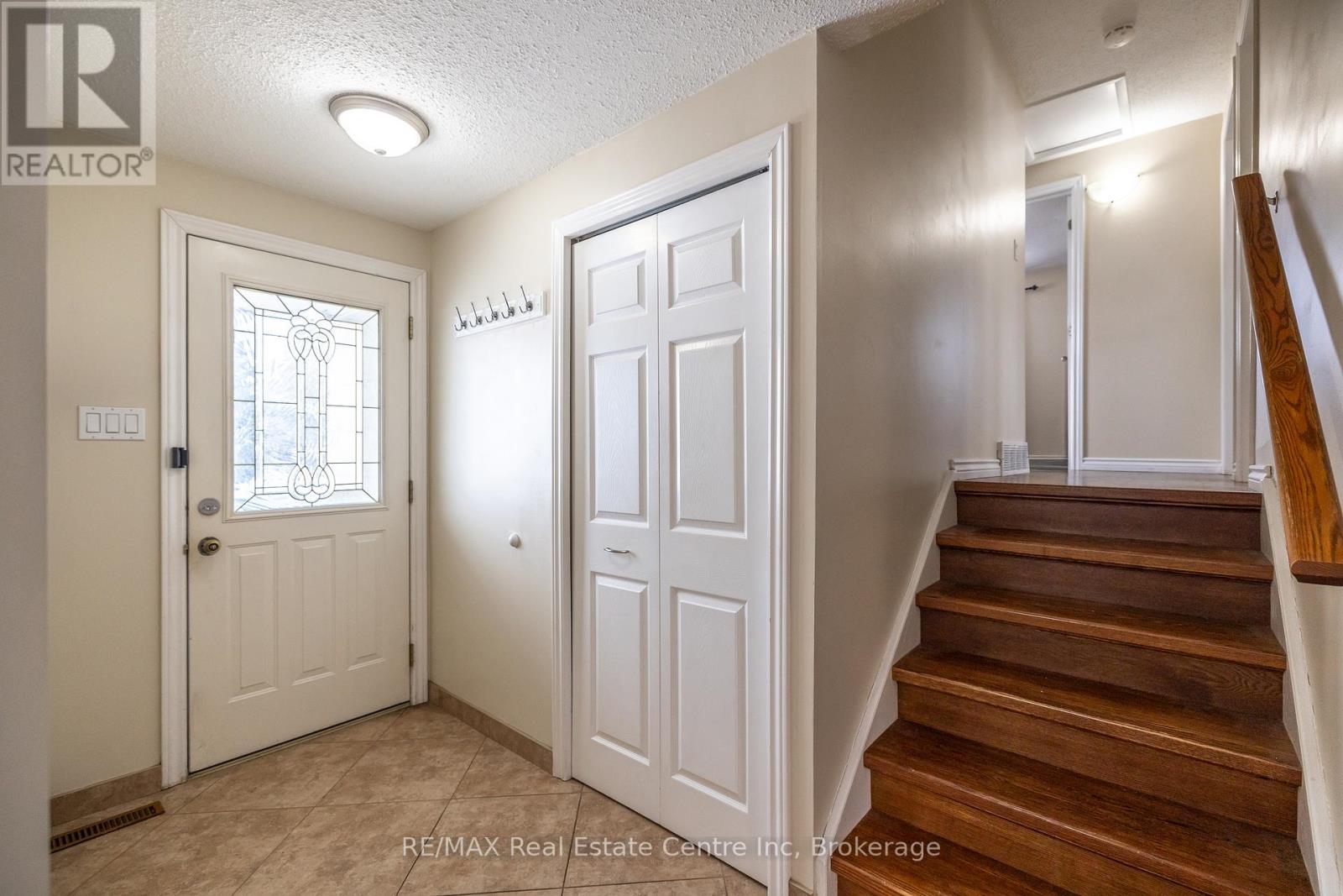 461 Strasburg Road, Kitchener, Ontario  N2E 1P1 - Photo 6 - X12202135