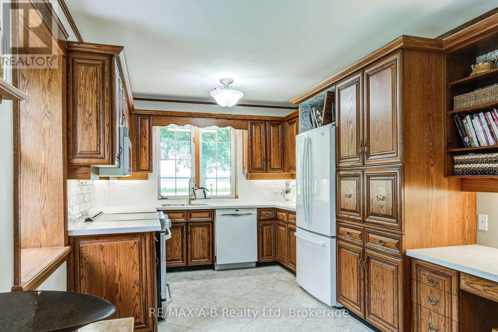 3498 Rd 109 Road, Perth East, Ontario  N0B 2R0 - Photo 7 - X12202168