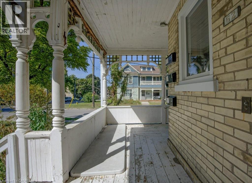 62 Dorset Street, Waterloo, Ontario  N2L 3L8 - Photo 5 - 40738348