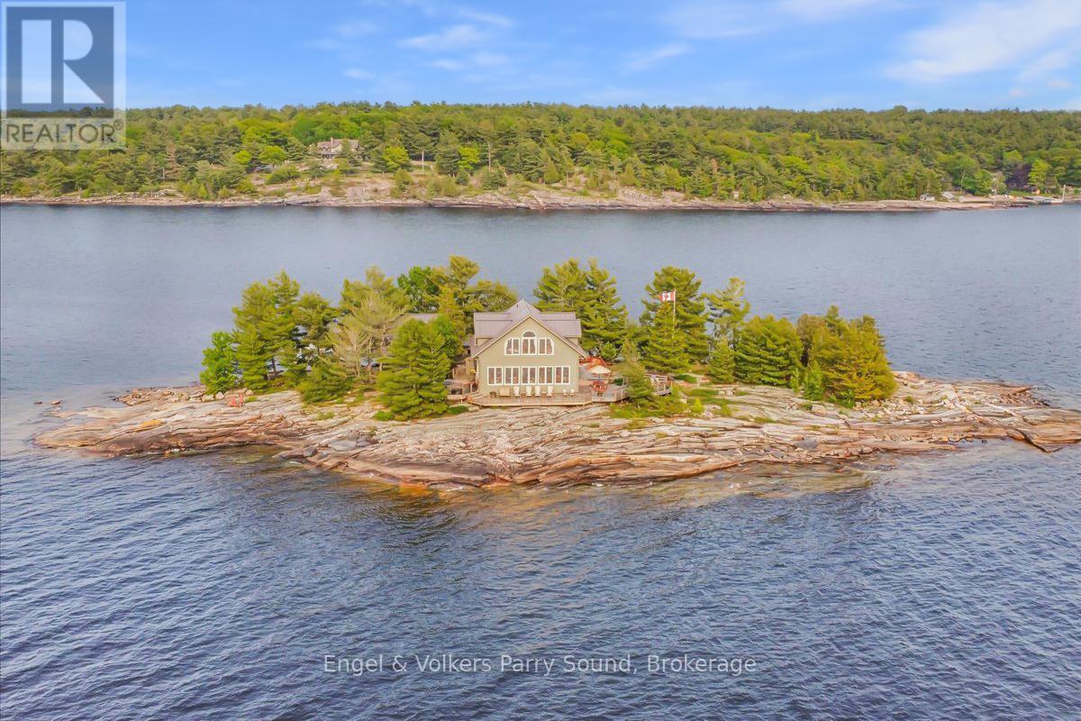 1 THREE TREE ISLAND, McDougall, Ontario
