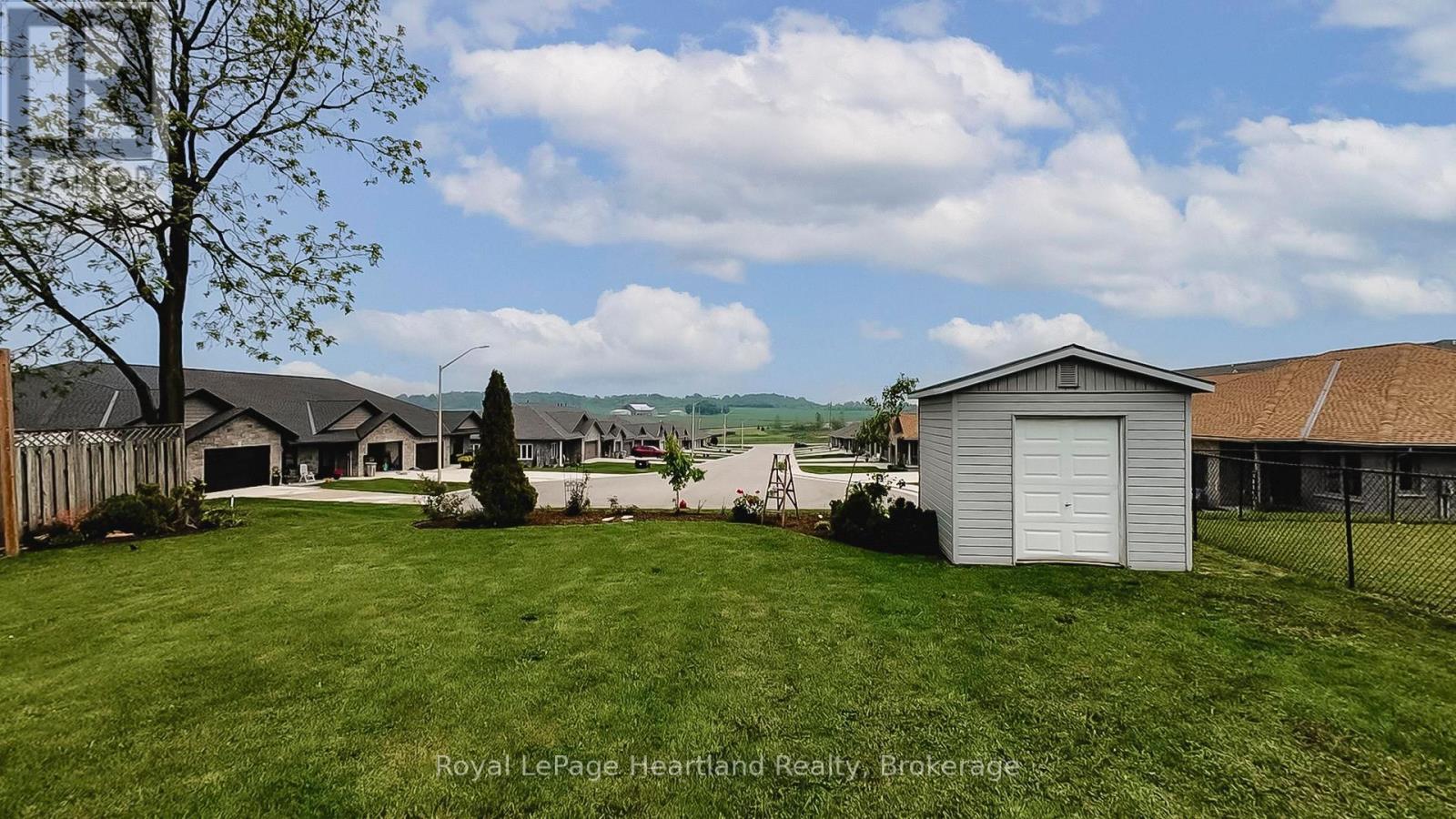 303 Albert Street, Central Huron, Ontario  N0M 1L0 - Photo 45 - X12202593