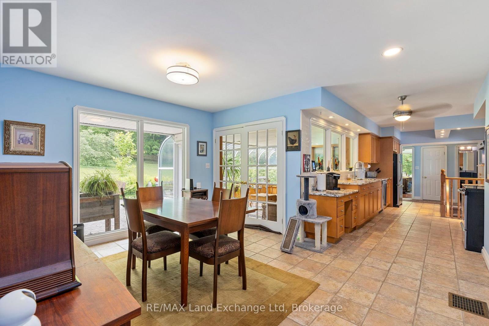14519 Elginfield Road, Middlesex Centre, Ontario  N0M 2J0 - Photo 13 - X12202620