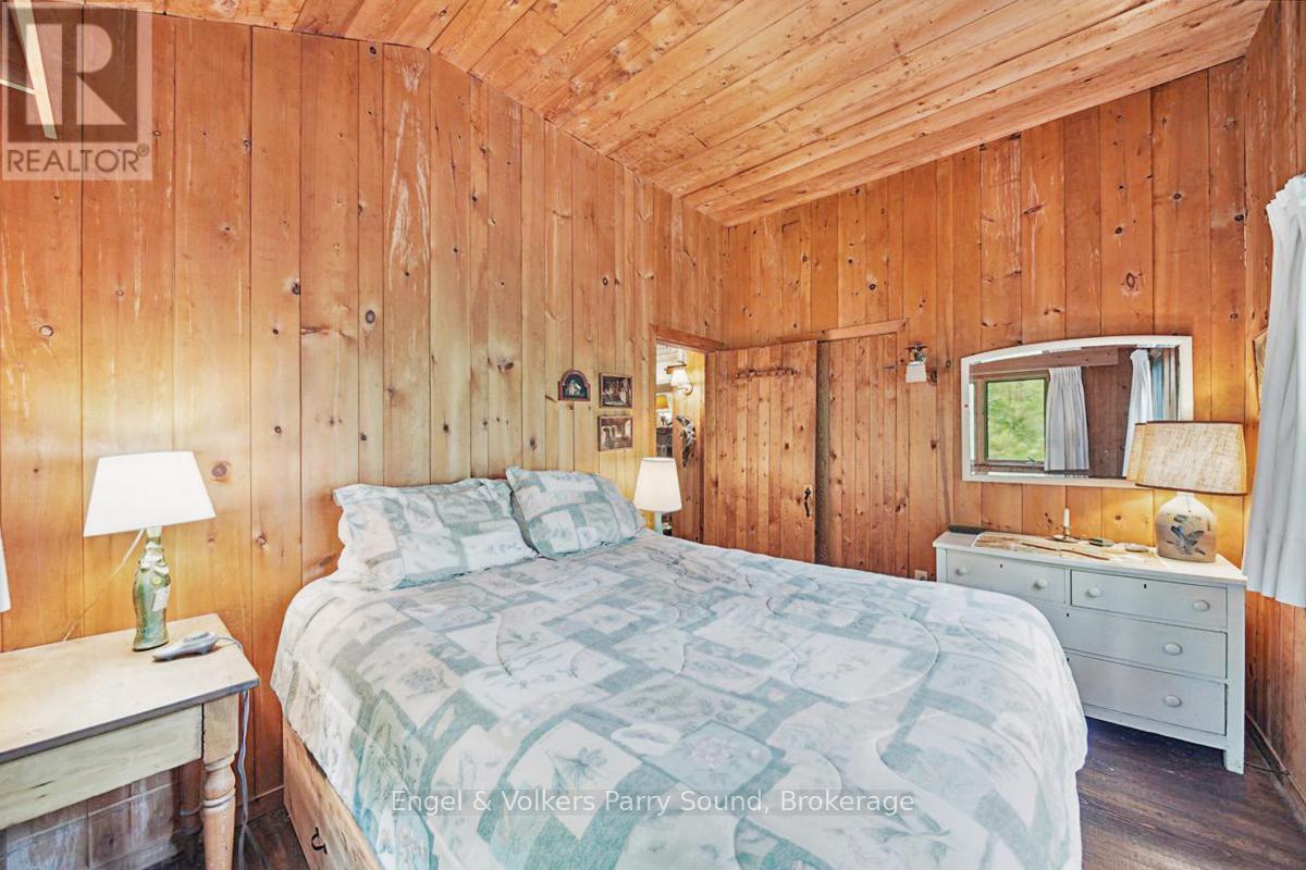 53 Birdwood Lane, Mcdougall, Ontario  P2A 2W7 - Photo 19 - X12202930