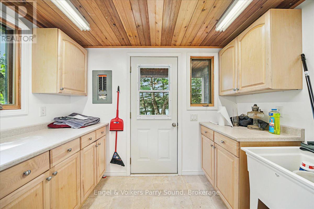 53 Birdwood Lane, Mcdougall, Ontario  P2A 2W7 - Photo 27 - X12202930