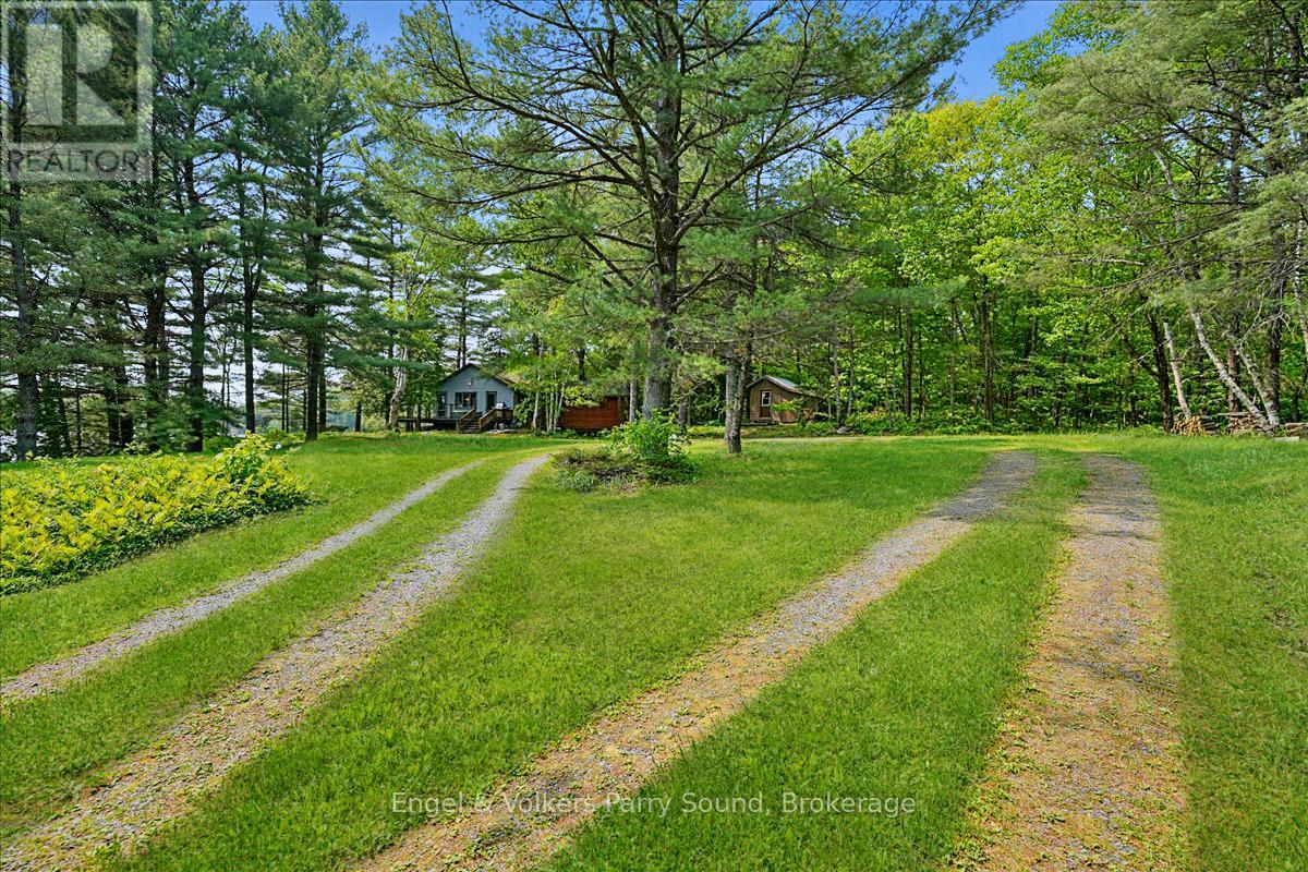 53 Birdwood Lane, Mcdougall, Ontario  P2A 2W7 - Photo 8 - X12202930