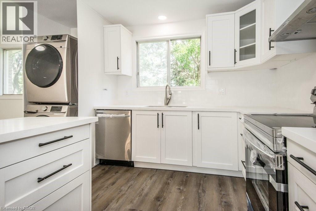 590 Canewood Crescent Unit# Main, Waterloo, Ontario  N2L 5P5 - Photo 8 - 40738524