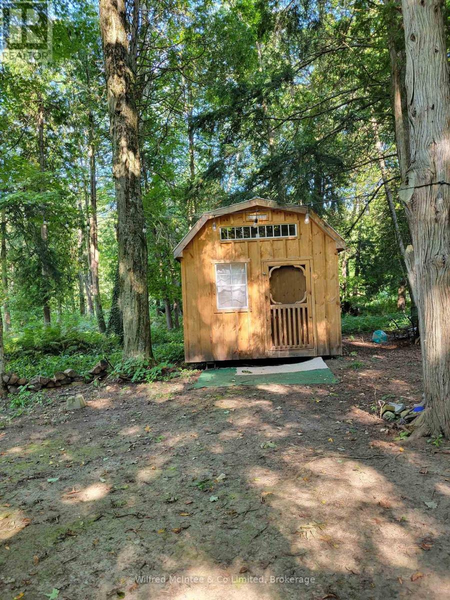 183 Anderson Drive, West Grey, Ontario  N0G 1S0 - Photo 8 - X12202975