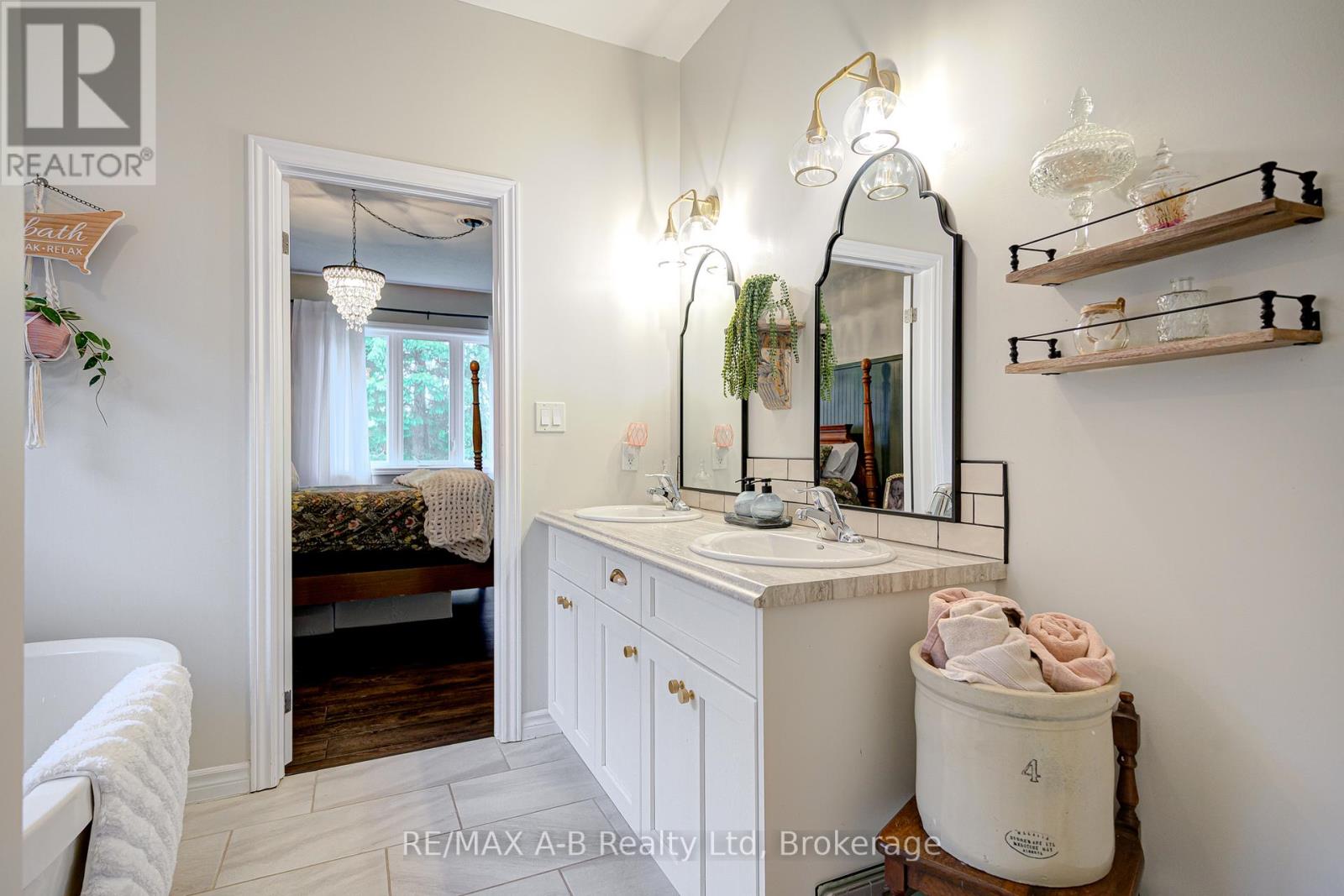 70 Gerber Drive, Perth East, Ontario  N0K 1M0 - Photo 28 - X12202980