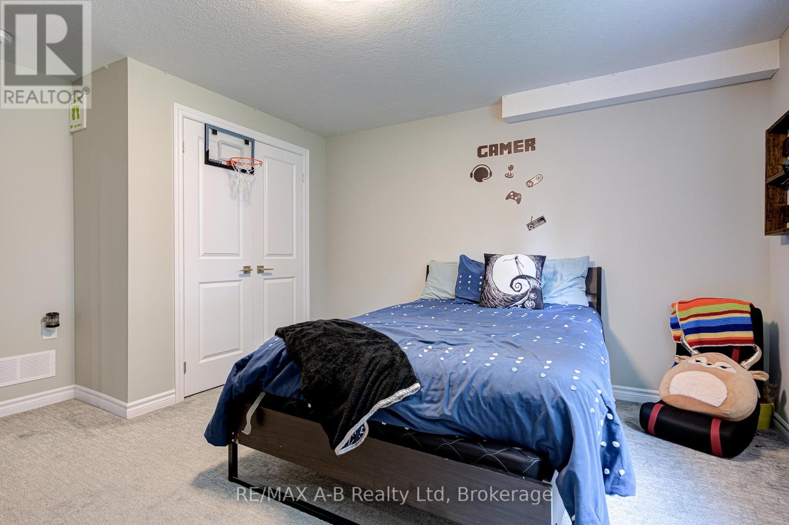 70 Gerber Drive, Perth East, Ontario  N0K 1M0 - Photo 33 - X12202980
