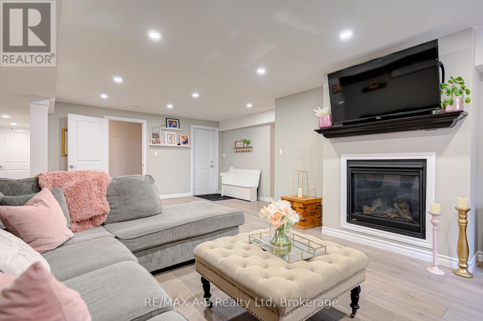70 Gerber Drive, Perth East, Ontario  N0K 1M0 - Photo 36 - X12202980