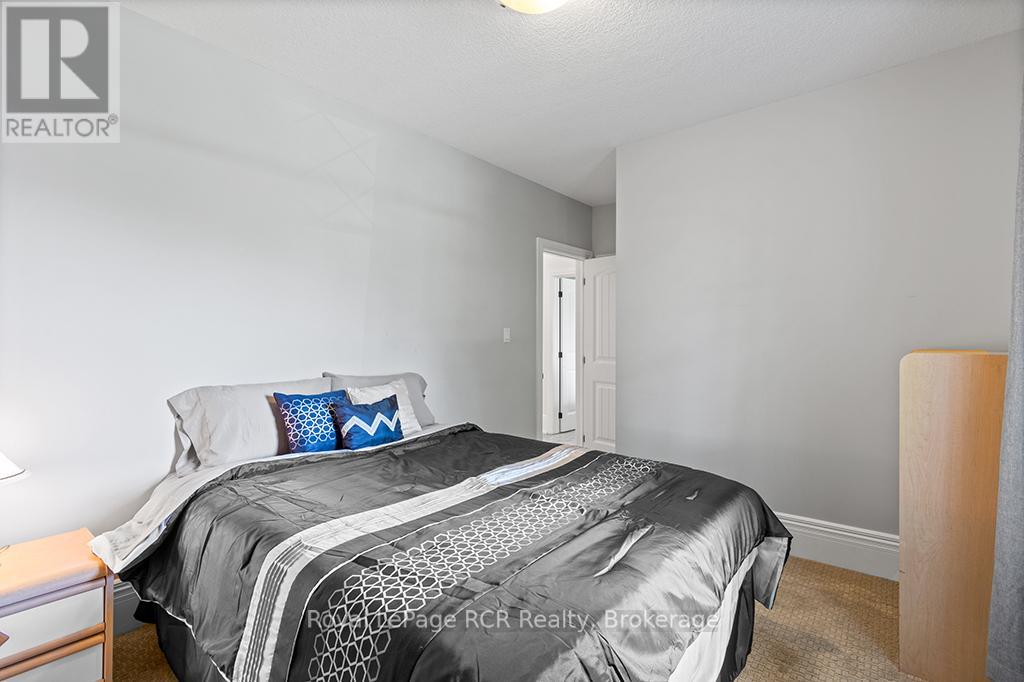 136 Queen Street W, South Bruce Peninsula, Ontario  N0H 1P0 - Photo 25 - X12203016