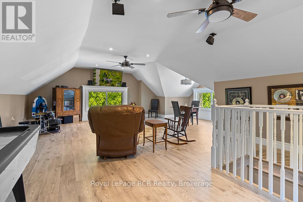 136 Queen Street W, South Bruce Peninsula, Ontario  N0H 1P0 - Photo 31 - X12203016