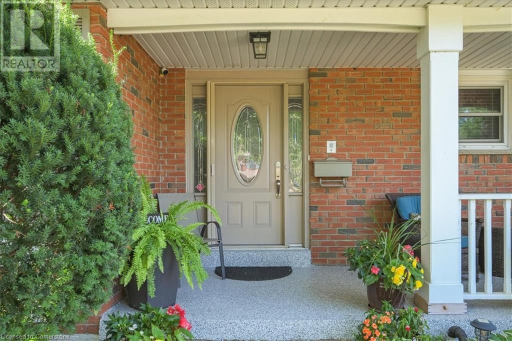 1580 Woodeden Drive, Mississauga, Ontario  L5H 3S5 - Photo 3 - 40738506