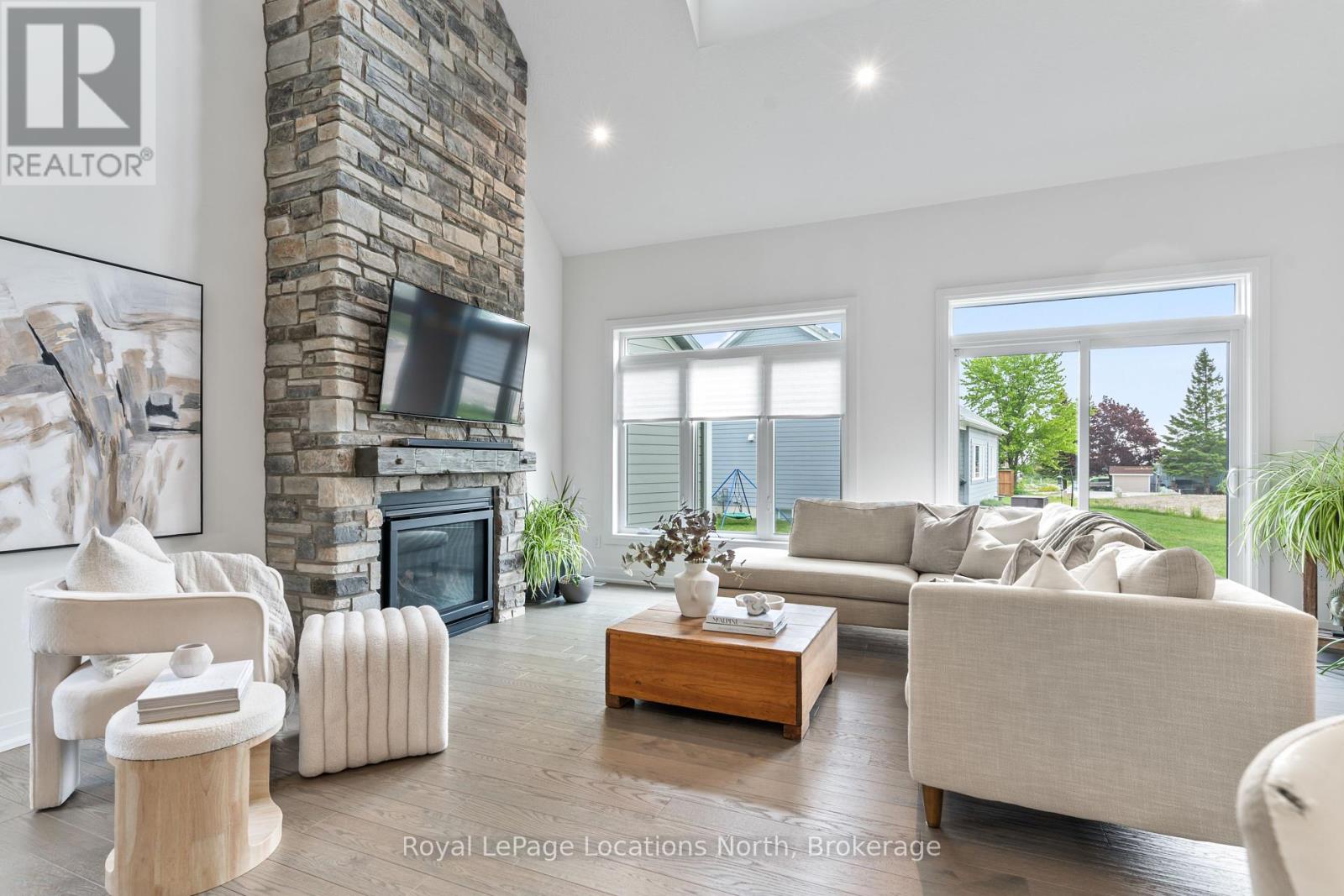123 Beacon Drive, Blue Mountains, Ontario  N0H 2P0 - Photo 16 - X12203302