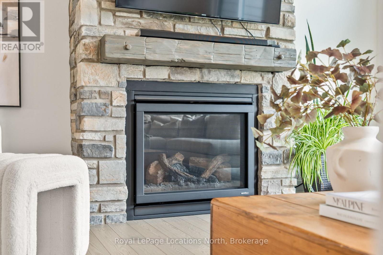 123 Beacon Drive, Blue Mountains, Ontario  N0H 2P0 - Photo 17 - X12203302