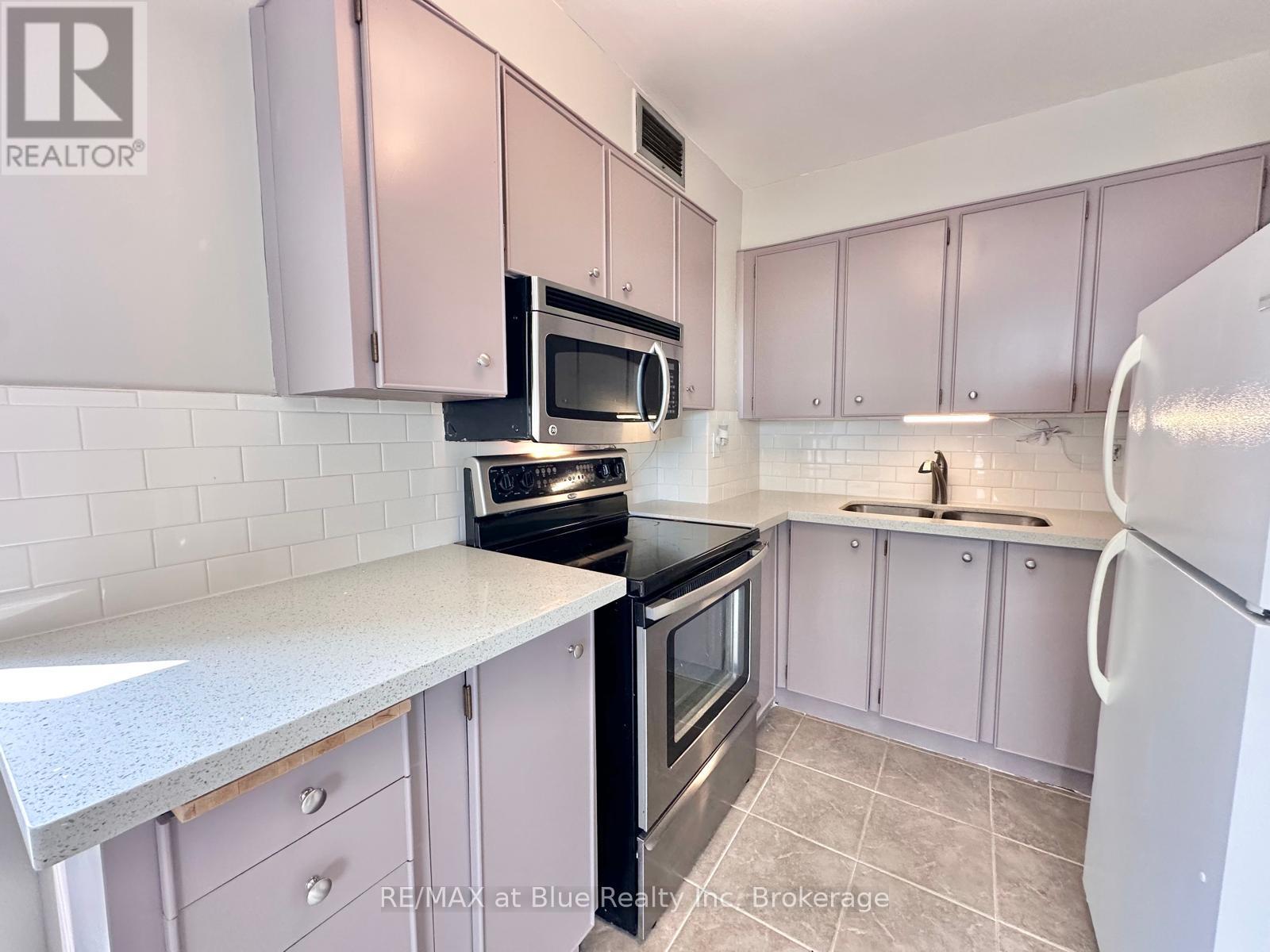 502 - 15 Towering Heights Boulevard, St. Catharines, Ontario  L2T 3G7 - Photo 10 - X12203314
