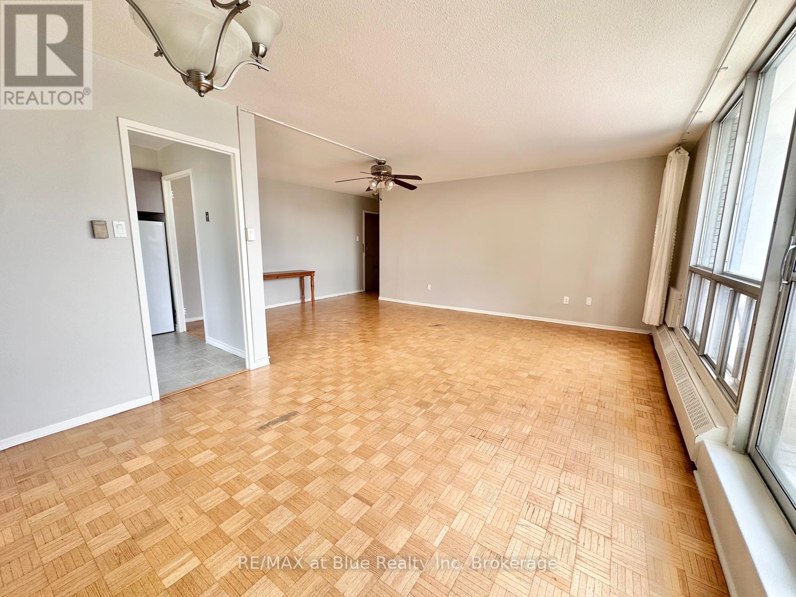 502 - 15 Towering Heights Boulevard, St. Catharines, Ontario  L2T 3G7 - Photo 17 - X12203314