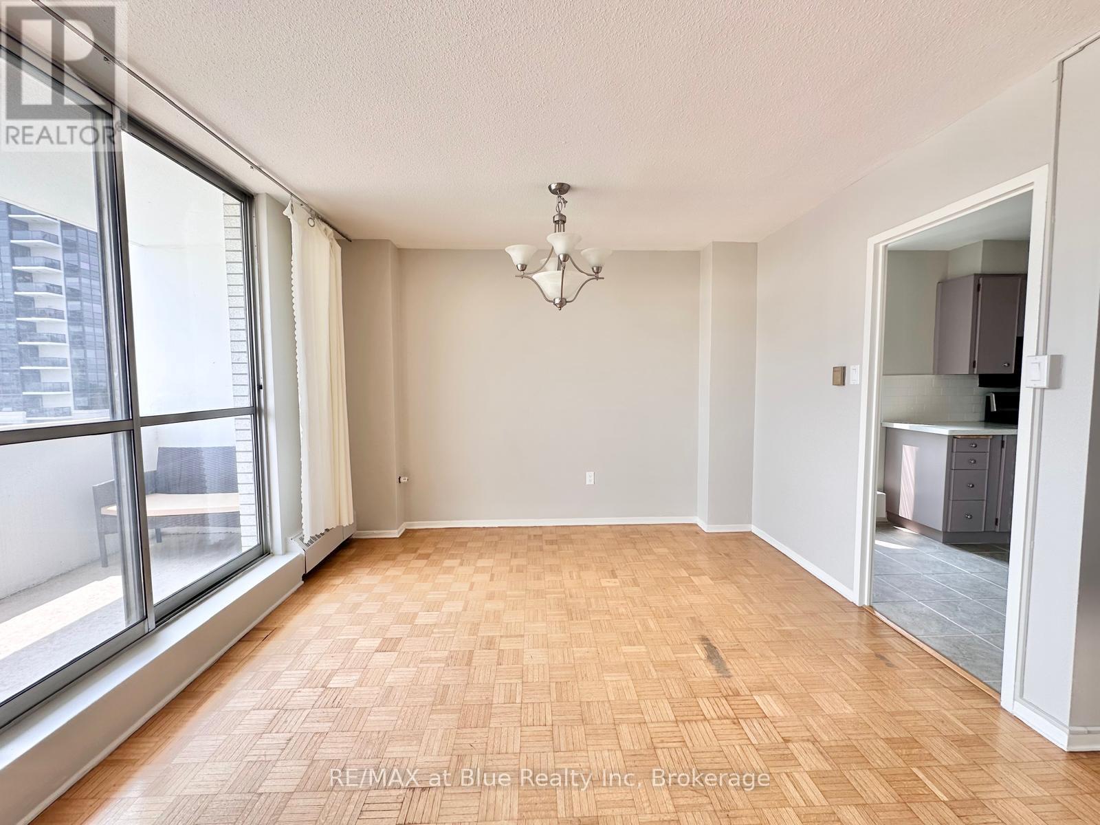 502 - 15 Towering Heights Boulevard, St. Catharines, Ontario  L2T 3G7 - Photo 19 - X12203314