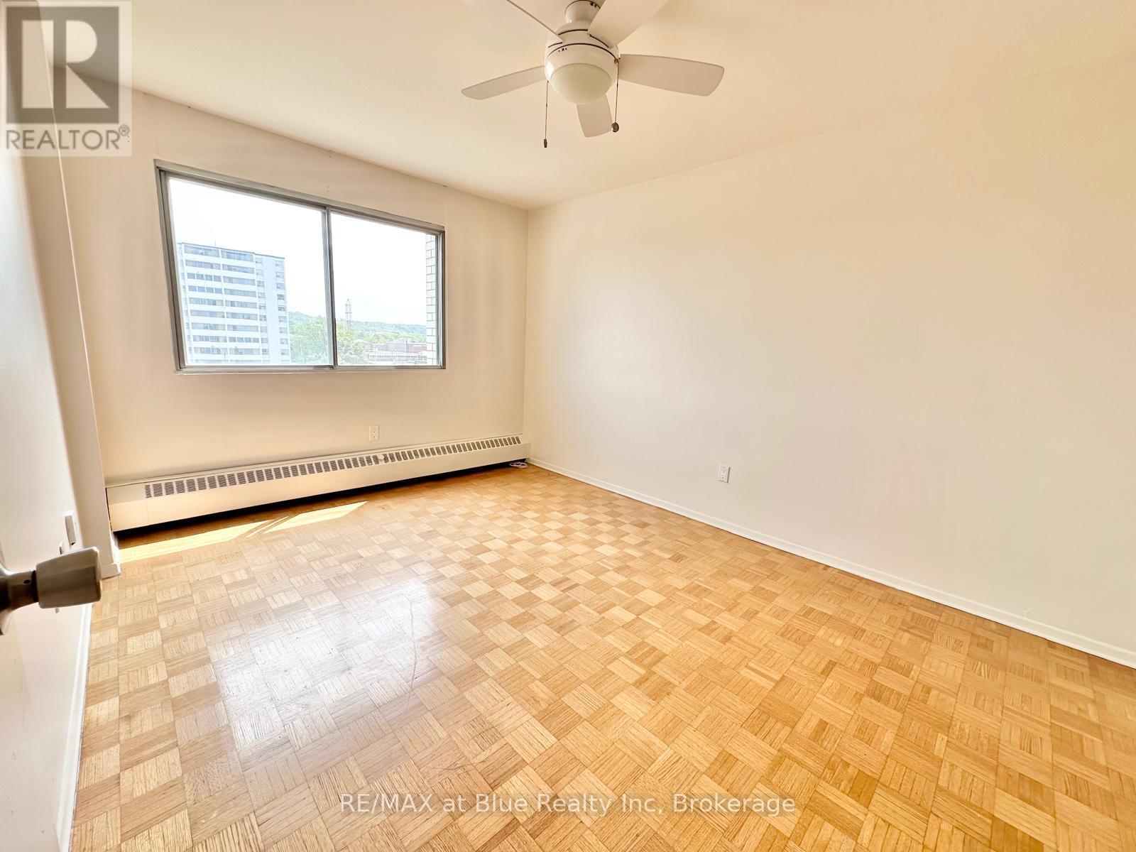 502 - 15 Towering Heights Boulevard, St. Catharines, Ontario  L2T 3G7 - Photo 25 - X12203314