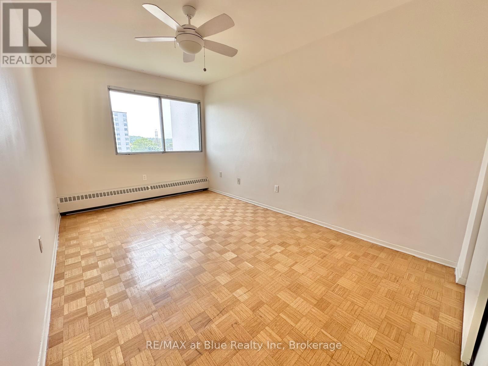502 - 15 Towering Heights Boulevard, St. Catharines, Ontario  L2T 3G7 - Photo 26 - X12203314
