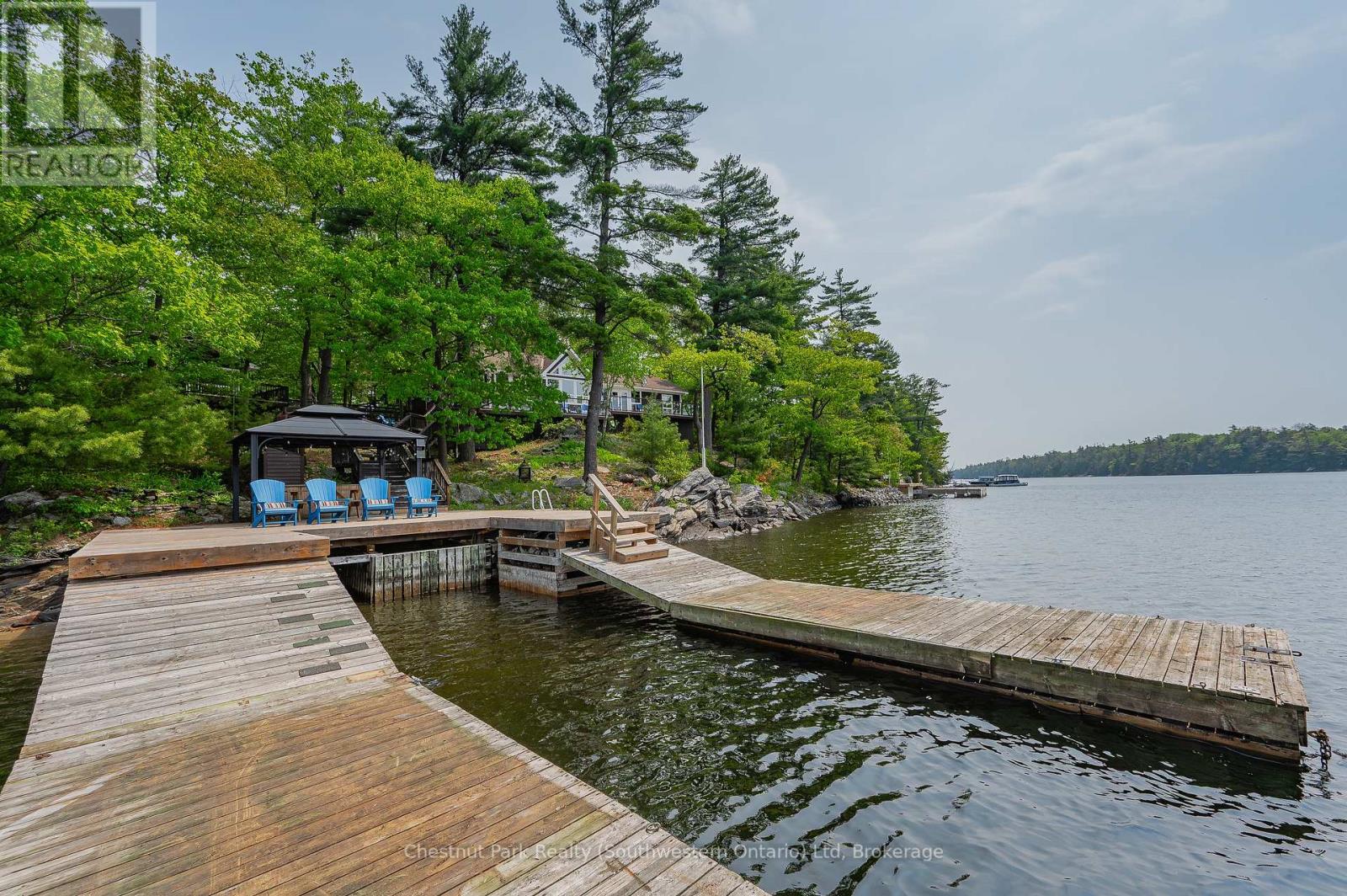 1953 Harrison Trail, Georgian Bay, Ontario  P0C 1H0 - Photo 39 - X12203327