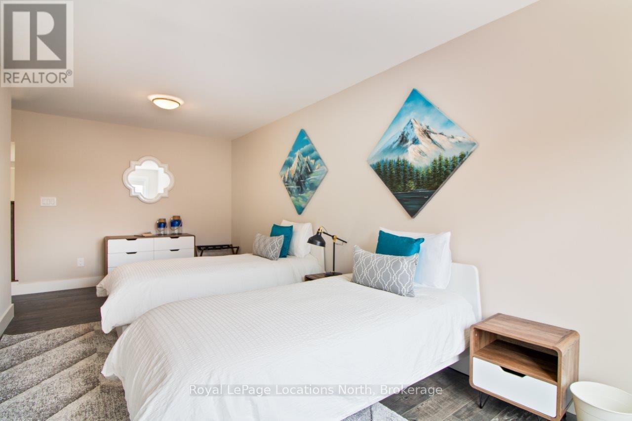 158 Courtland Street, Blue Mountains, Ontario  L9Y 4E2 - Photo 26 - X12203344