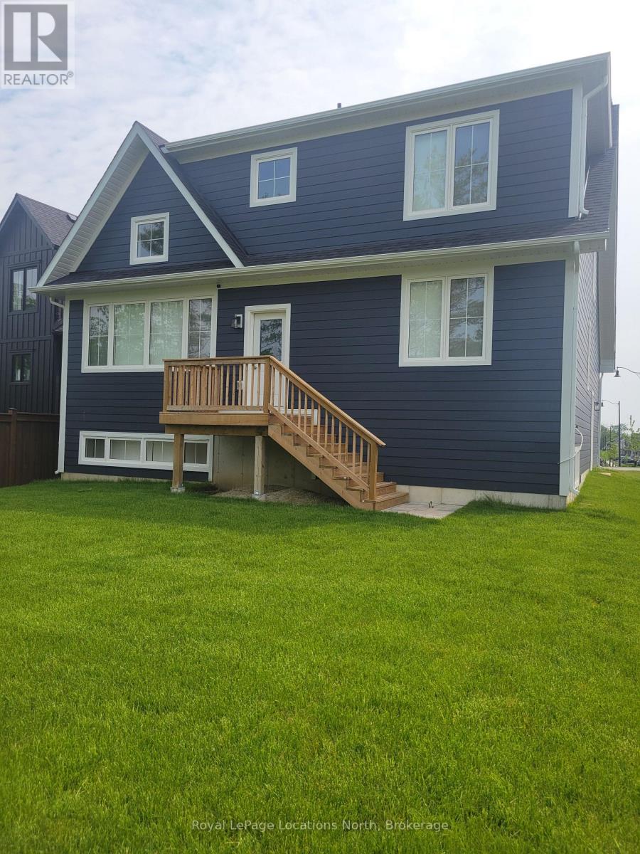 158 Courtland Street, Blue Mountains, Ontario  L9Y 4E2 - Photo 3 - X12203344