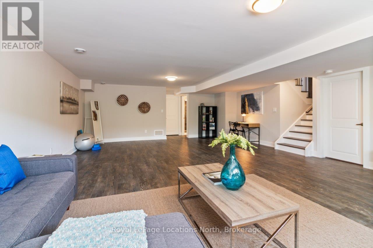 158 Courtland Street, Blue Mountains, Ontario  L9Y 4E2 - Photo 33 - X12203344