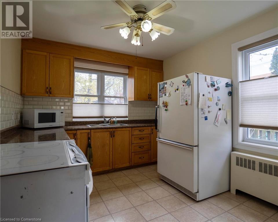 10 Highland Road, Oakville, Ontario  L6K 1S7 - Photo 7 - 40738570