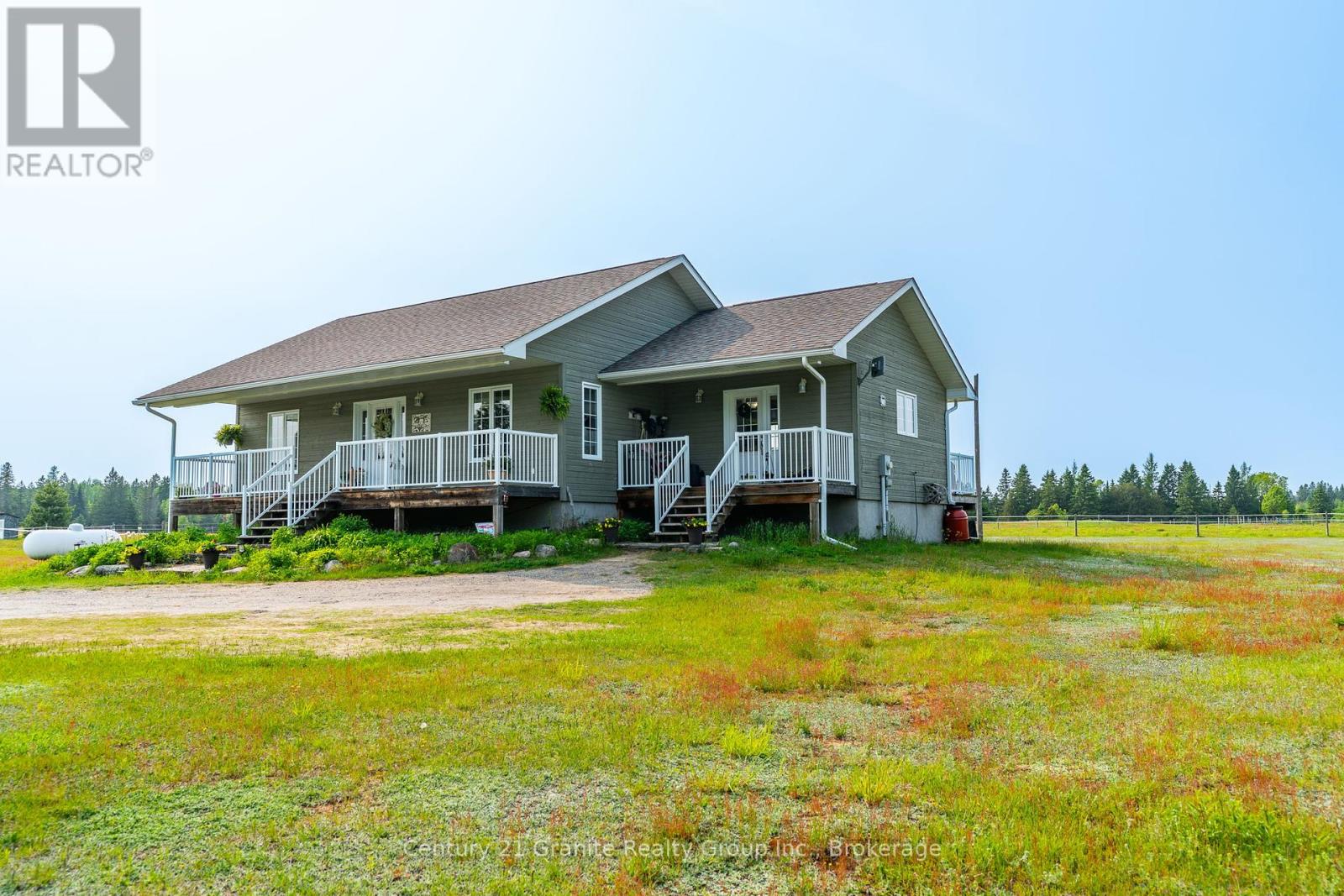 1190 Ritchie Falls Road, Minden Hills, Ontario  K0M 2K0 - Photo 2 - X12203370