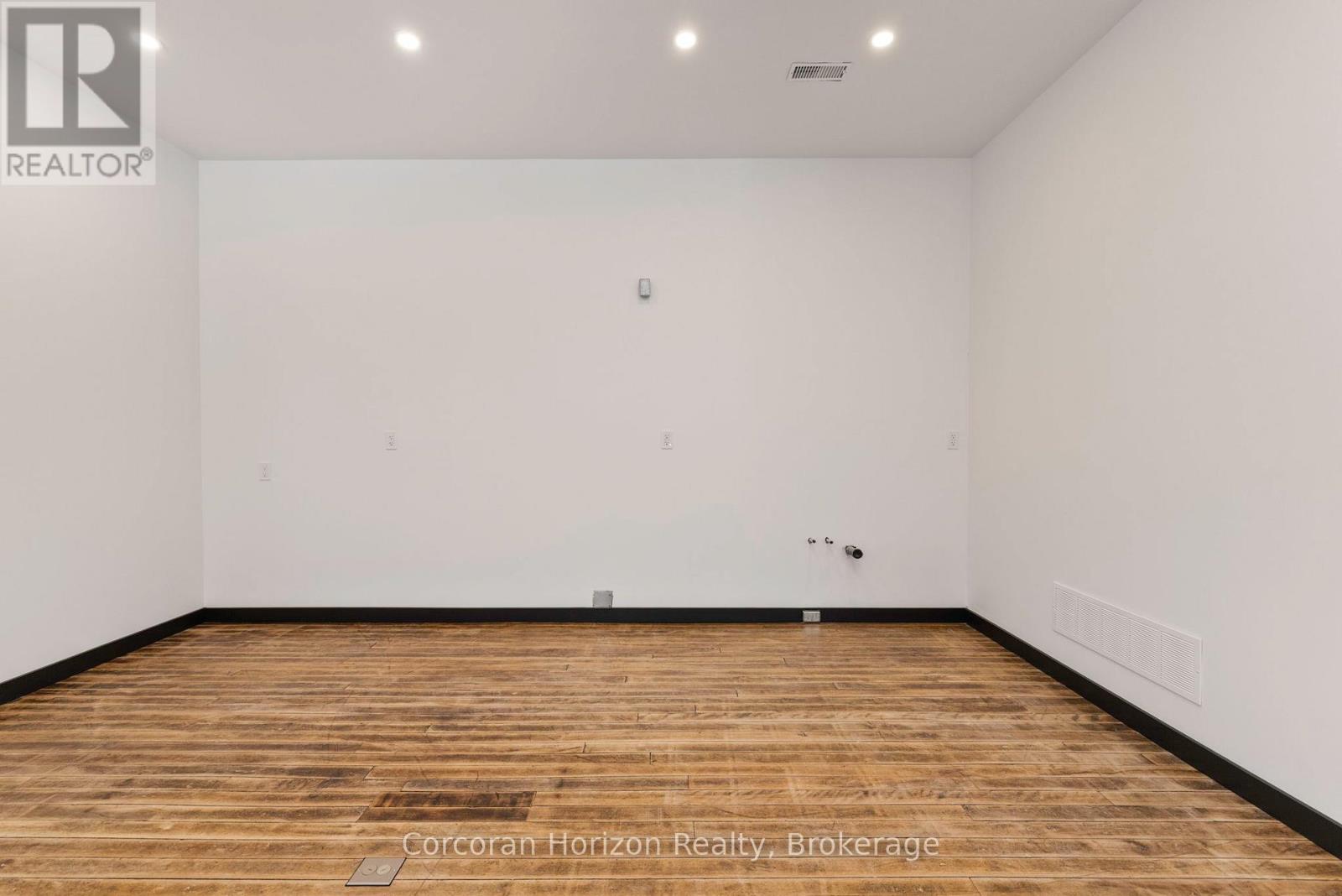 164 Ontario Street, Burk's Falls, Ontario  P0A 1C0 - Photo 31 - X12203415