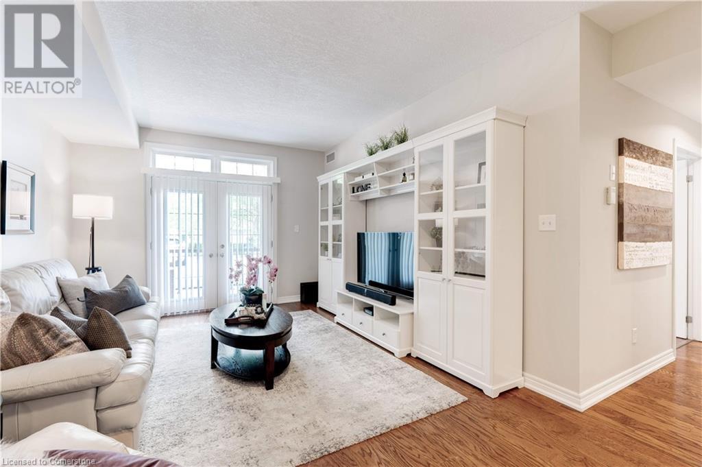 396 Plains Road E Unit# 102, Burlington, Ontario  L7T 2C8 - Photo 6 - 40738617