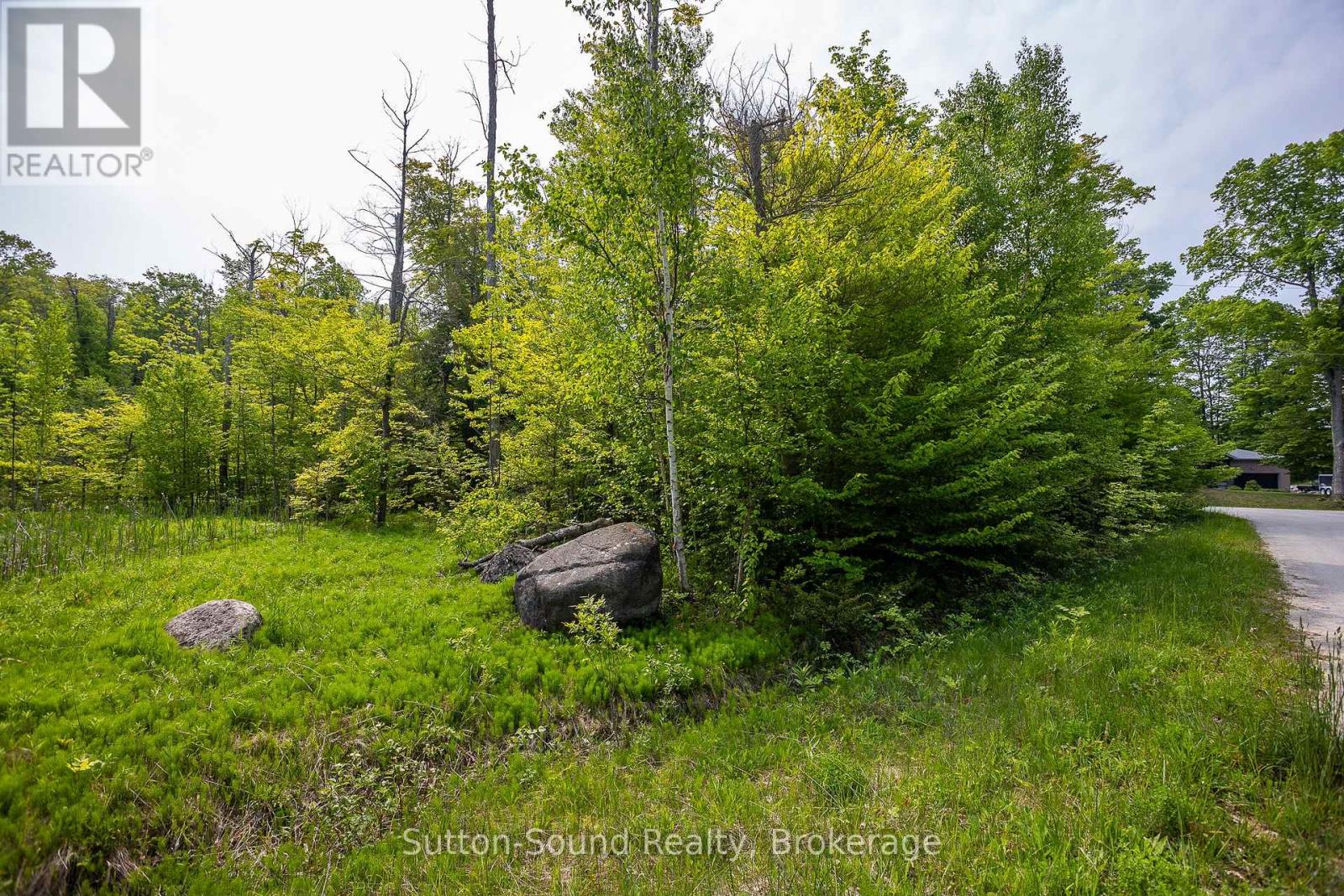 59 Birch Street, South Bruce Peninsula, Ontario  N0H 2G0 - Photo 6 - X12203664