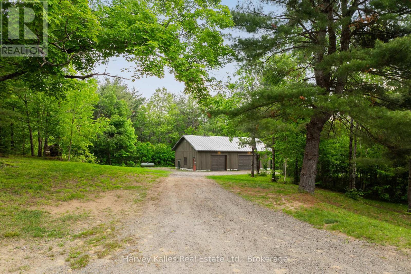 1165 Peterson Road, Bracebridge, Ontario  P1L 1X1 - Photo 15 - X12203764