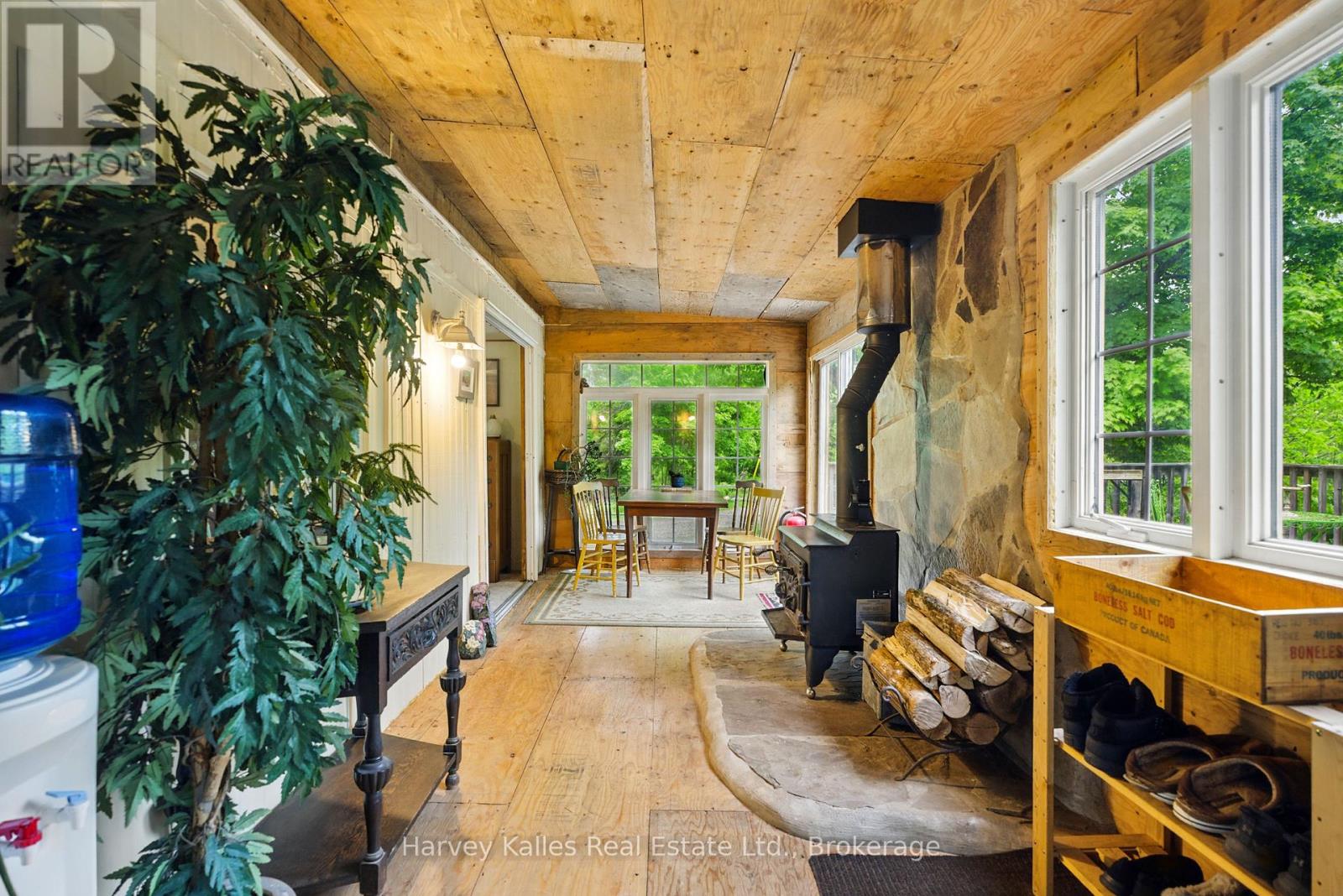 1165 Peterson Road, Bracebridge, Ontario  P1L 1X1 - Photo 38 - X12203764