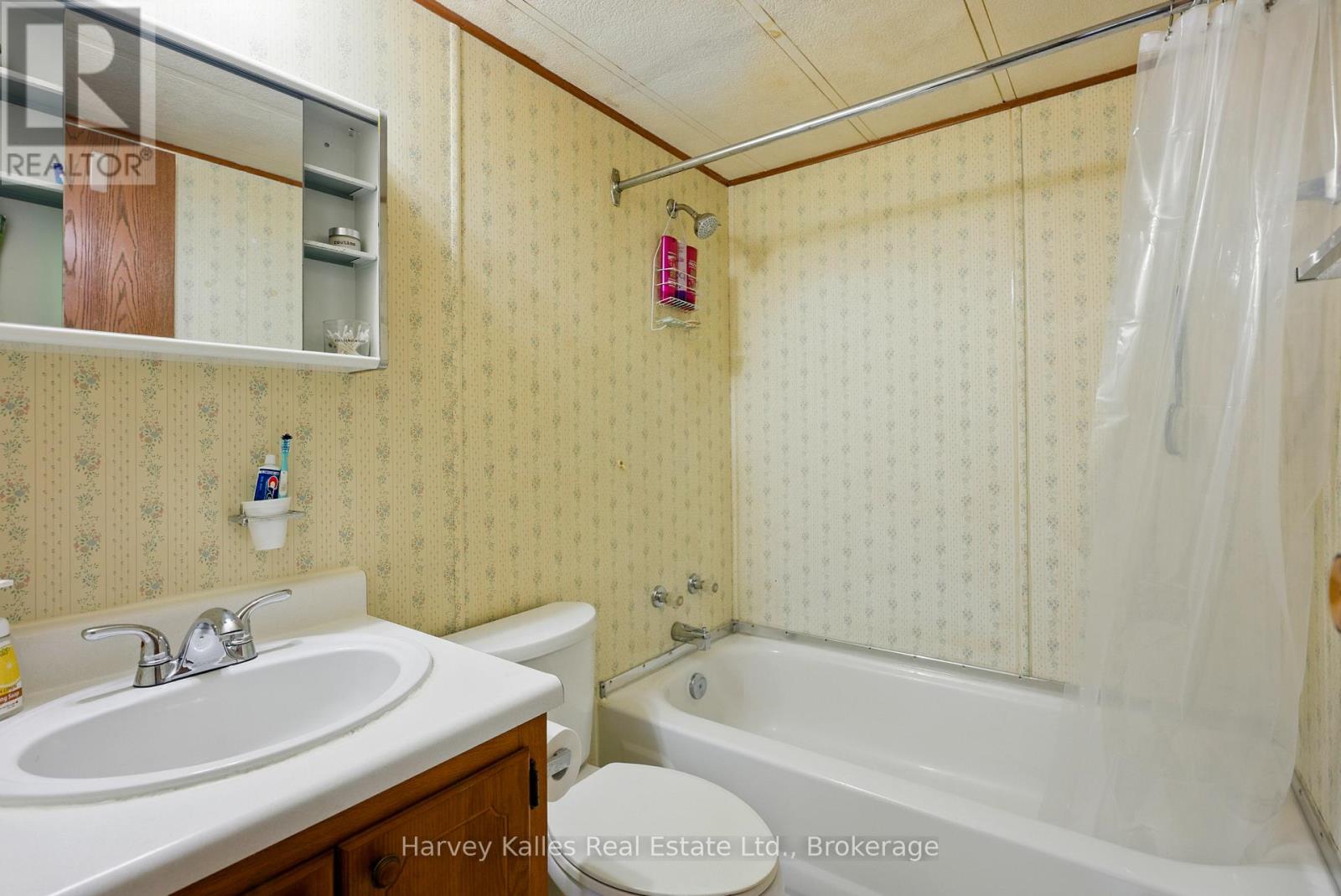 1165 Peterson Road, Bracebridge, Ontario  P1L 1X1 - Photo 45 - X12203764